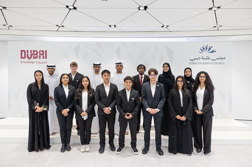 Hamdan bin Mohammed congratulates members of the first ever Dubai Student Council