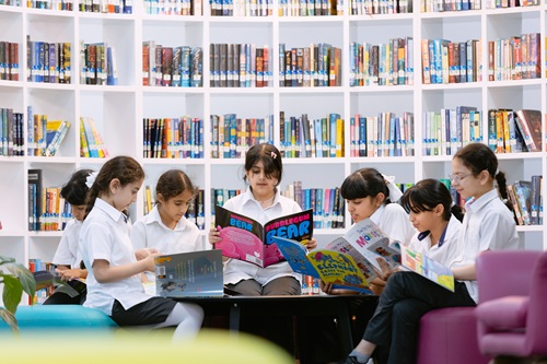 KHDA opens applications for third cohort of Dubai Distinguished Students Programme for the 2026–27 academic year